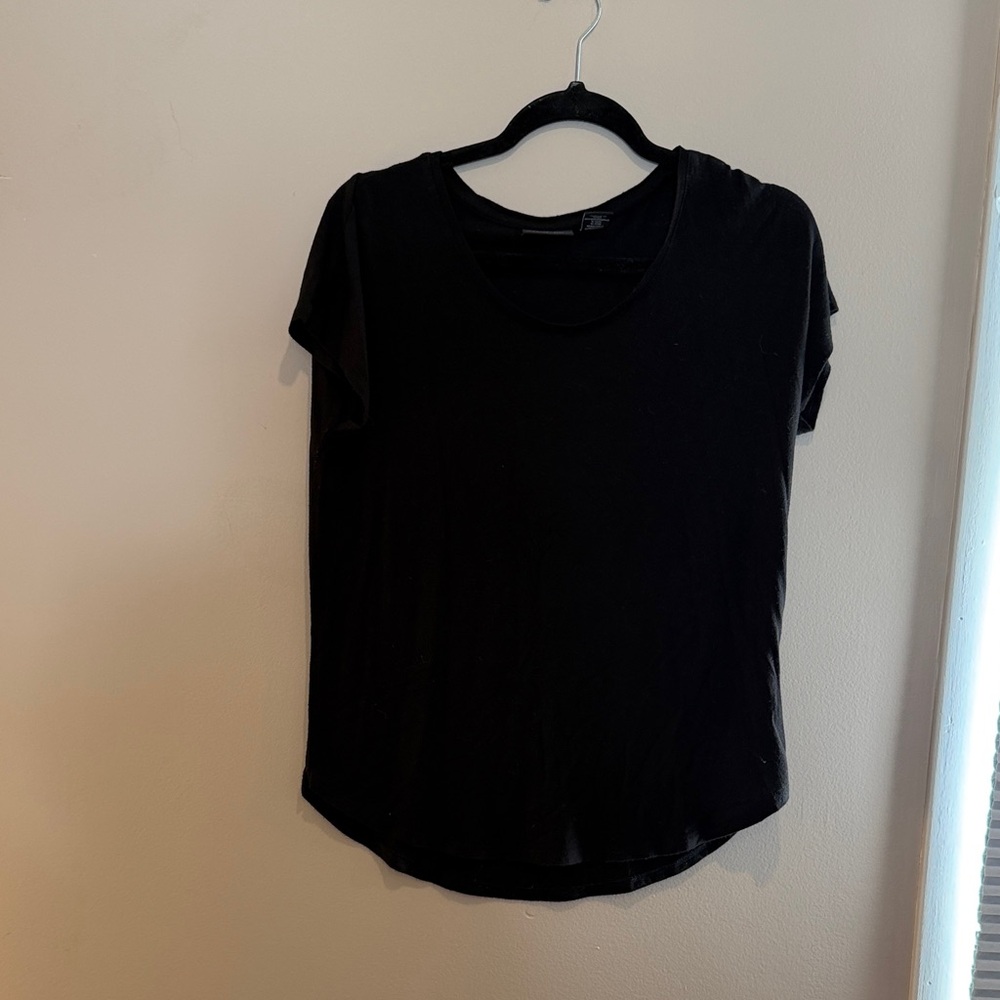 Adrienne Vittadini Black Short Sleeve Tee